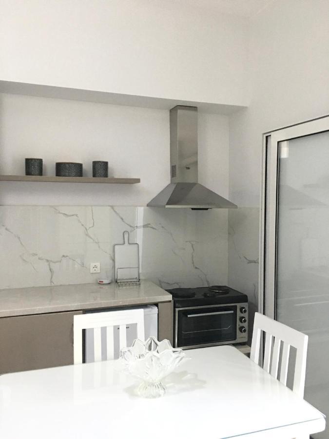 Lr Apartments Саранда Екстер'єр фото