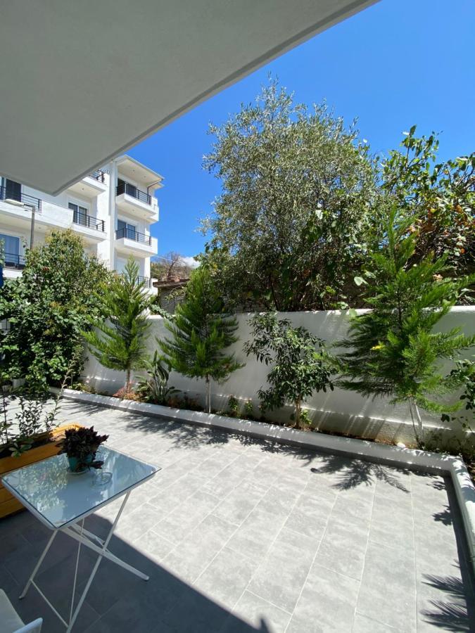 Lr Apartments Саранда Екстер'єр фото