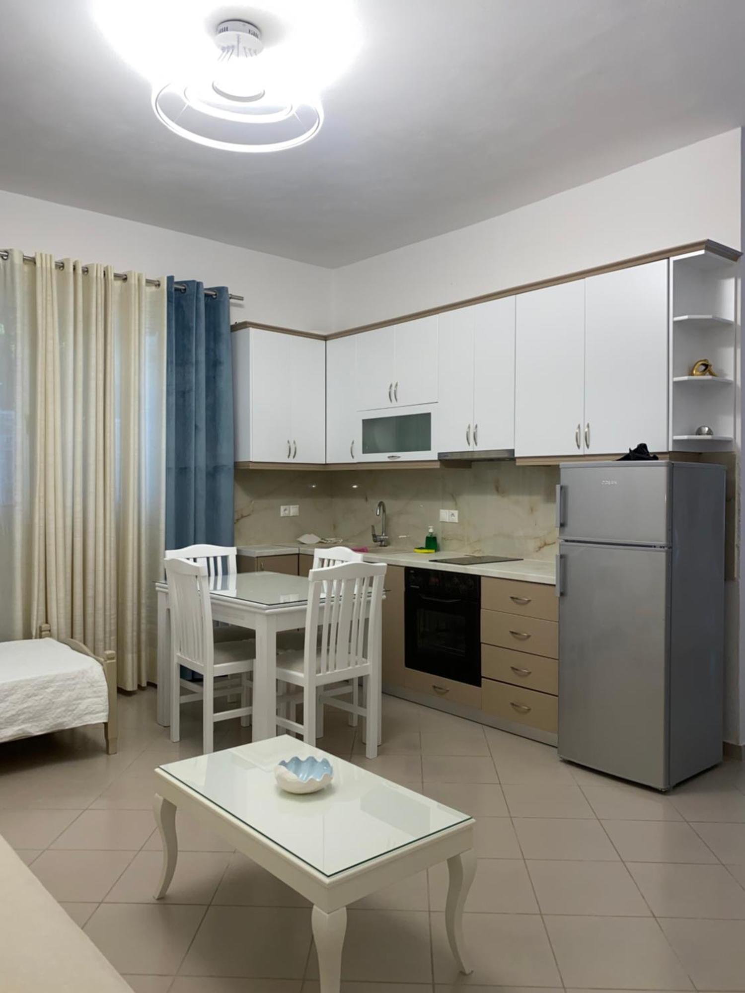 Lr Apartments Саранда Екстер'єр фото