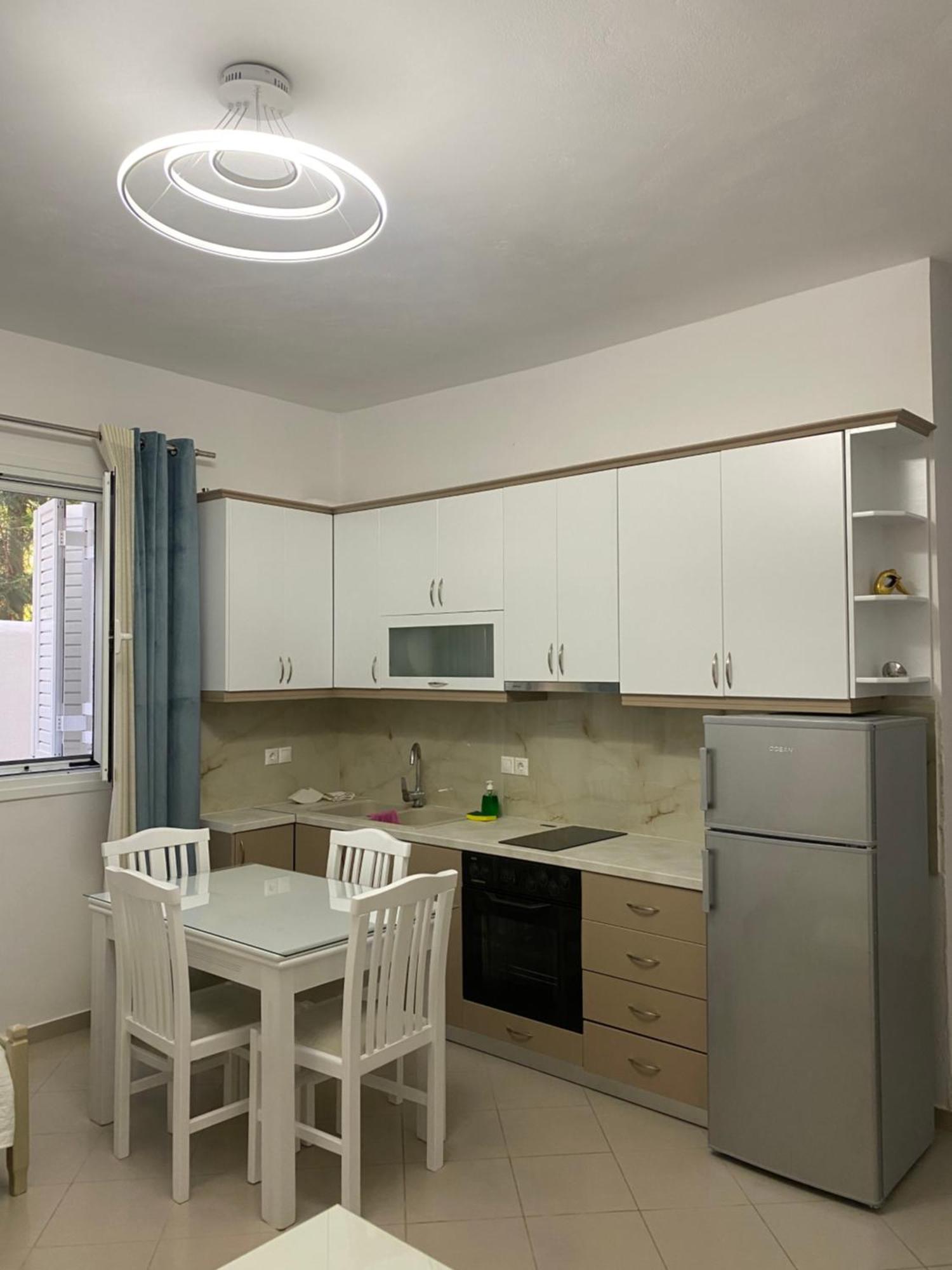 Lr Apartments Саранда Екстер'єр фото